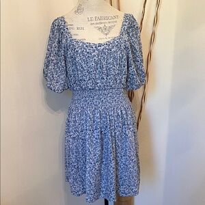 Old Navy Blue Floral Mini Dress Size L